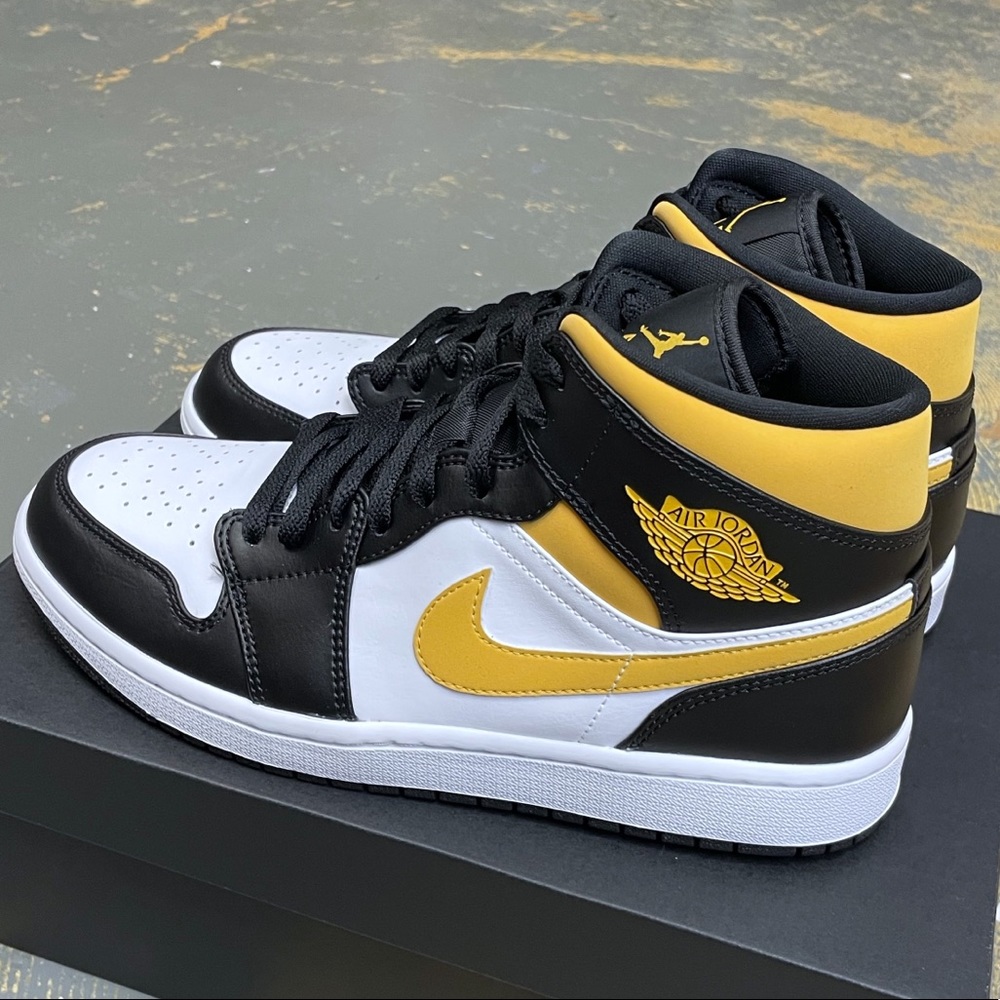 Nike Air Jordan 1 Mid Pollen 554724-177 Yellow Black 10 - Picture 7 of 10